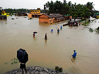 Наводнения в Индии и Непале, более 100 погибших