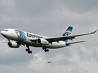 Пассажирский самолет, вылетевший из Египта в Москву, вернулся в Каир