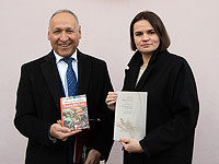 Посол Израиля в Литве Йоси Леви и лидер демократических сил Беларуси Светлана Тихановская