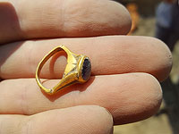 Золотое кольцо обнаруженное в Явне
