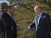 Путин пригласил Беннета в Санкт-Петербург