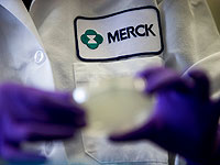 Великобритания первой в мире одобрила препарат компании Merck для лечения от коронавируса