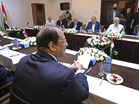 Аббас Камаль во время встречи с лидерами ХАМАСа в Газе. 31 мая 2021 года