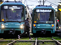 В Германии араб с ножом напал на пассажиров поезда
