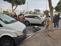 В Ашкелоне автомобиль сбил мужчину на велосипеде, пострадавший в тяжелом состоянии
