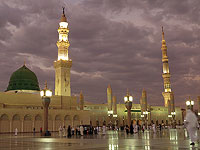 Отменены ограничения на молитву в мечети Пророка в Медине