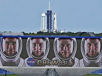 Корабль Crew Dragon-3 пристыковался к МКС. На борту корабля находятся Том Маршберн (США), Раджа Чари (США), Кайла Бэррон (США) и Маттиас Маурер (ФРГ).