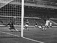 Финал Кубка УЕФА 1965 года. "Вест Хэм" победил "Мюнхен 1860"