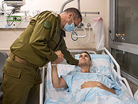 Начальник Генштаба посетил в больнице Рона Бирмана, выжившего в результате крушения вертолета