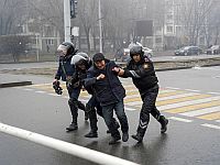 МВД Казахстана объявило, что среди 4400 задержанных участников беспорядков есть иностранцы