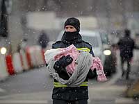 МВД Украины: "Надеемся, что утром удастся организовать гуманитарные коридоры"