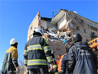В Харькове при разборе завалов жилого дома найдено тело погибшей женщины