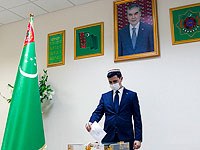 Сын Гурбангулы Бердымухамедова избран новым президентом Туркменистана