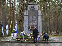 Мемориал жертвам Холокоста в Понарах осквернен буквами Z и V