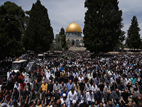 После беспорядков в массовой молитве на Храмовой горе участвовали 150 тысяч мусульман