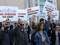 В Турции прошли манифестации против пожизненного приговора правозащитнику Осману Кавале