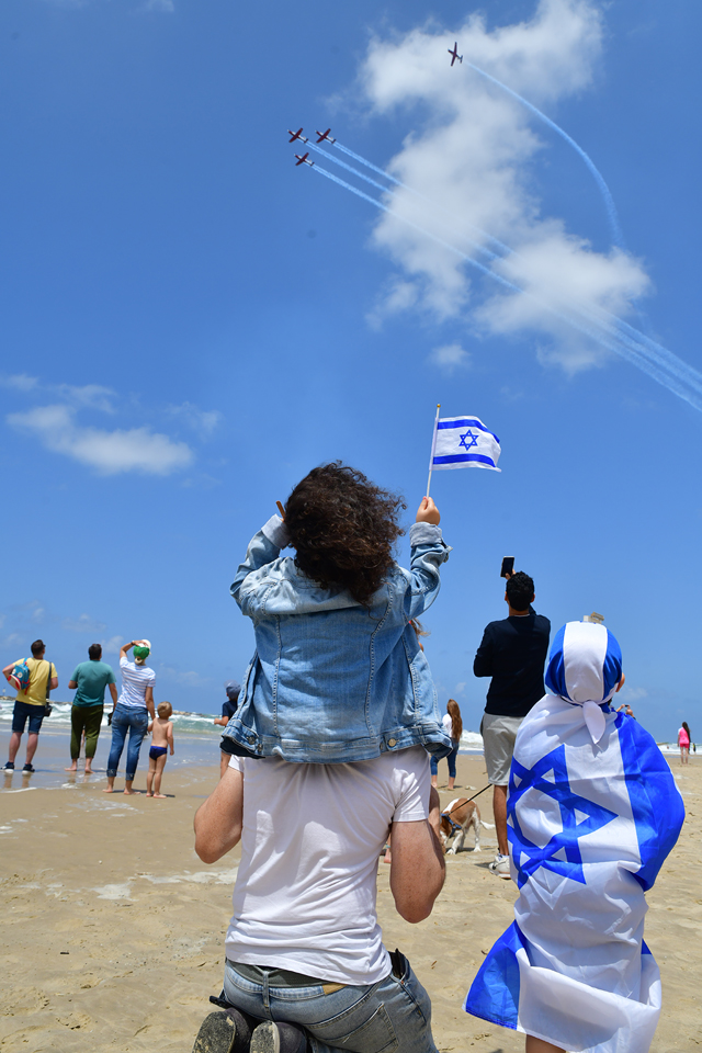 Воздушный парад Дня независимости Израиля. Фоторепортаж