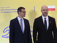 Премьер-министр Польши Матеуш Моравецкий и премьер-министр Украины Денис Шмыгаль