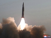 КНДР проводит испытания баллистических ракет подводных лодок