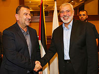 Исмаил Хания (справа), глава политбюро ХАМАСа, и его заместитель Салех Аль-Арури