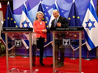 Президент ЕК в Израиле: "Россия начала шантажировать нас с помощью энергоносителей. Мы решили перейти к надежным партнерам"