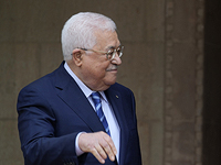 Палестинский посол в РФ заявил, что Аббас не прилетает в Москву "из-за авиасообщения"