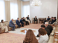 Президент Сирии Башар Асад в своем дворце принял делегации России и Донецка