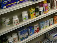 Аптеки больничной кассы "Клалит" будут бастовать из-за нападения на фармацевта


