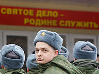 В Госдуме РФ предложили разрешить подписывать контракт на военную службу сразу после окончания школы