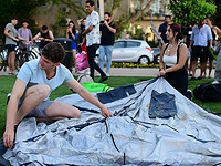 В Иерусалиме и Тель-Авиве городские власти снесли протестные палатки