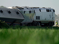 В Миссури поезд столкнулся с самосвалом: есть погибшие, десятки пострадавших