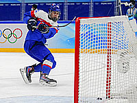 "Монреаль Канадиенз" выбрал Юрая Слафковского (ТПС), лучшего снайпера Пекинской олимпиады (7 голов в 7 матчах)