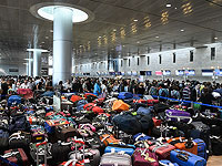 Управление аэропортов привлекло добровольцев для решения проблемы "потерявшихся" чемоданов