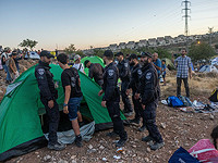 Полиция приступила к эвакуации "новорожденных" форпостов в Иудее и Самарии
