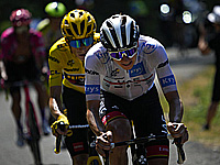 "Тур де Франс". Йонас Вингегор упрочил лидерство
