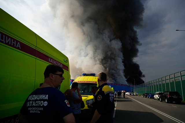 Пожар на складе Ozon в Подмосковье. Фоторепортаж