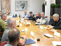 Лапид провел совещание для оценки ситуации вокруг Газы