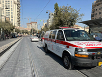 В Иерусалиме пешеход попал под трамвай, пострадавший в тяжелом состоянии