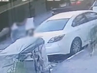 Житель Холона толкнул свою спутницу под колеса автомобиля, он арестован. Видео камеры наблюдения