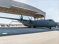 Грузовой самолет ВВС ЦАХАЛа готовится к аварийной посадке из-за проблем с шасси