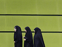 В Тегеране полиция нравов насмерть забила студентку за "неправильное ношение хиджаба"
