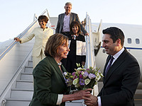 Cпикер Палаты представителей Конгресса США Нэнси Пелоси прилетела в Армению
