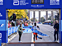 Кениец Элиуд Кипчоге установил мировой рекорд в марафоне