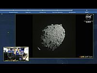 Впервые в истории: зонд-камикадзе DART атаковал астероид