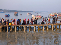 В Бангладеш затонуло судно с паломниками: не менее 50 погибших, 40 пропавших без вести