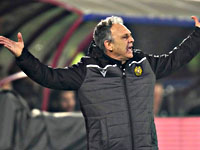 Федерация футбола Армении приняла решение уволить главного тренера национальной сборной испанца Хоакина Капарроса