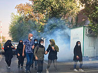Иранская полиция взяла штурмом технологический университет в Тегеране
