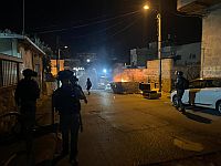 В арабском пригороде Иерусалима в ходе беспорядков были ранены двое полицейских
