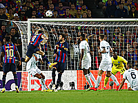 Левандовски забил два мяча. "Барселона" не смогла победить "Интер"