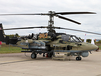 В результате взрывов на аэродроме в Псковской области уничтожены два вертолета Ка-52